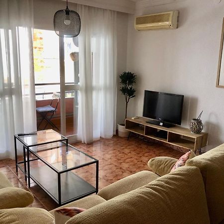 Apartamento Piso en Pedregalejo a 50m de la playa. Málaga Exterior foto