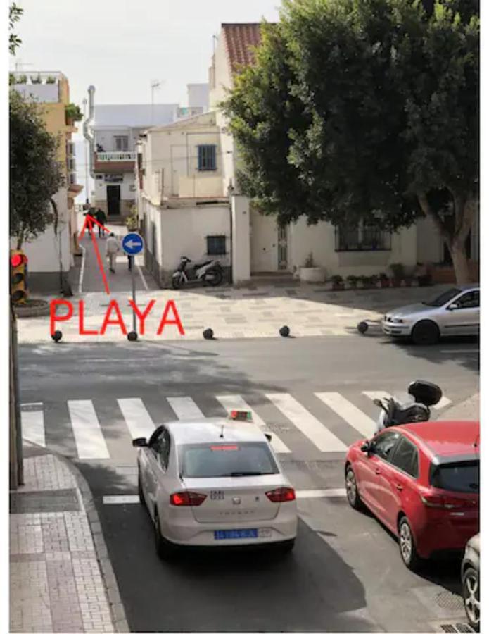 Apartamento Piso en Pedregalejo a 50m de la playa. Málaga Exterior foto